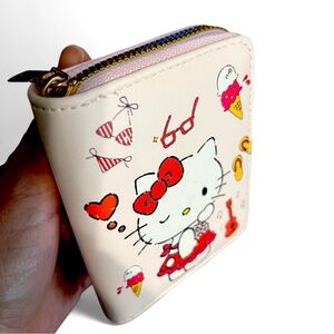 Small Hello Kitty Wallet